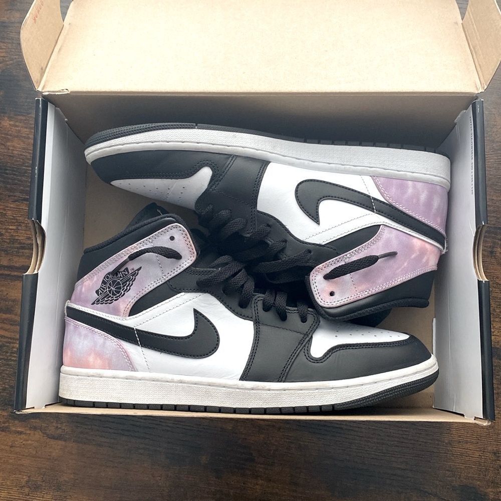 Jordan 1 mids for sale